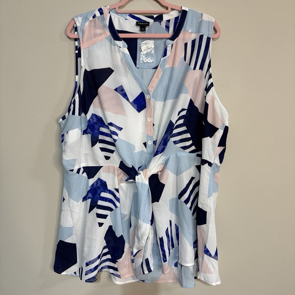 Torrid Blouse V Neck Tie Front Georgette Peplum Sleeveless Geometric Size 2X NWT
